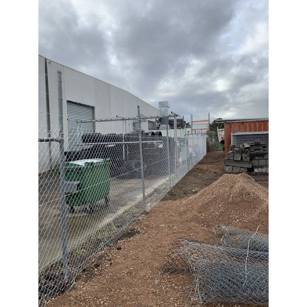 Chain Mesh With Barb Wire